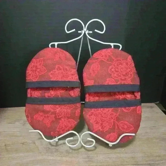 Handmade Microwave Mitts - Regular Size - Burgandy and Red  Design - Pair - Picture 4 of 4